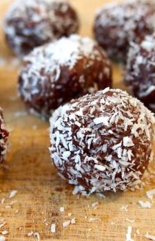 Chocolate Hazelnut Bliss Balls