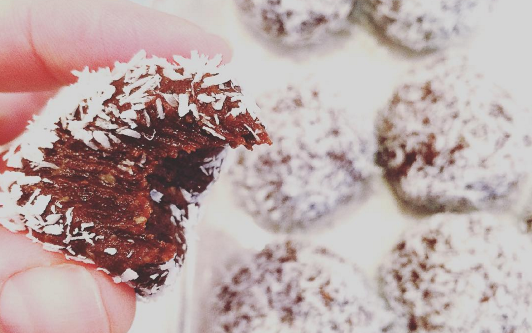 Nut-Free, Gluten-Free Chocolate Protein Bliss Balls with Optional Matcha